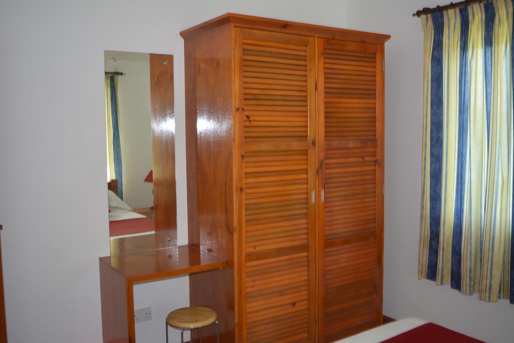 Manfiyo Guest House Anse Boileau Exteriér fotografie