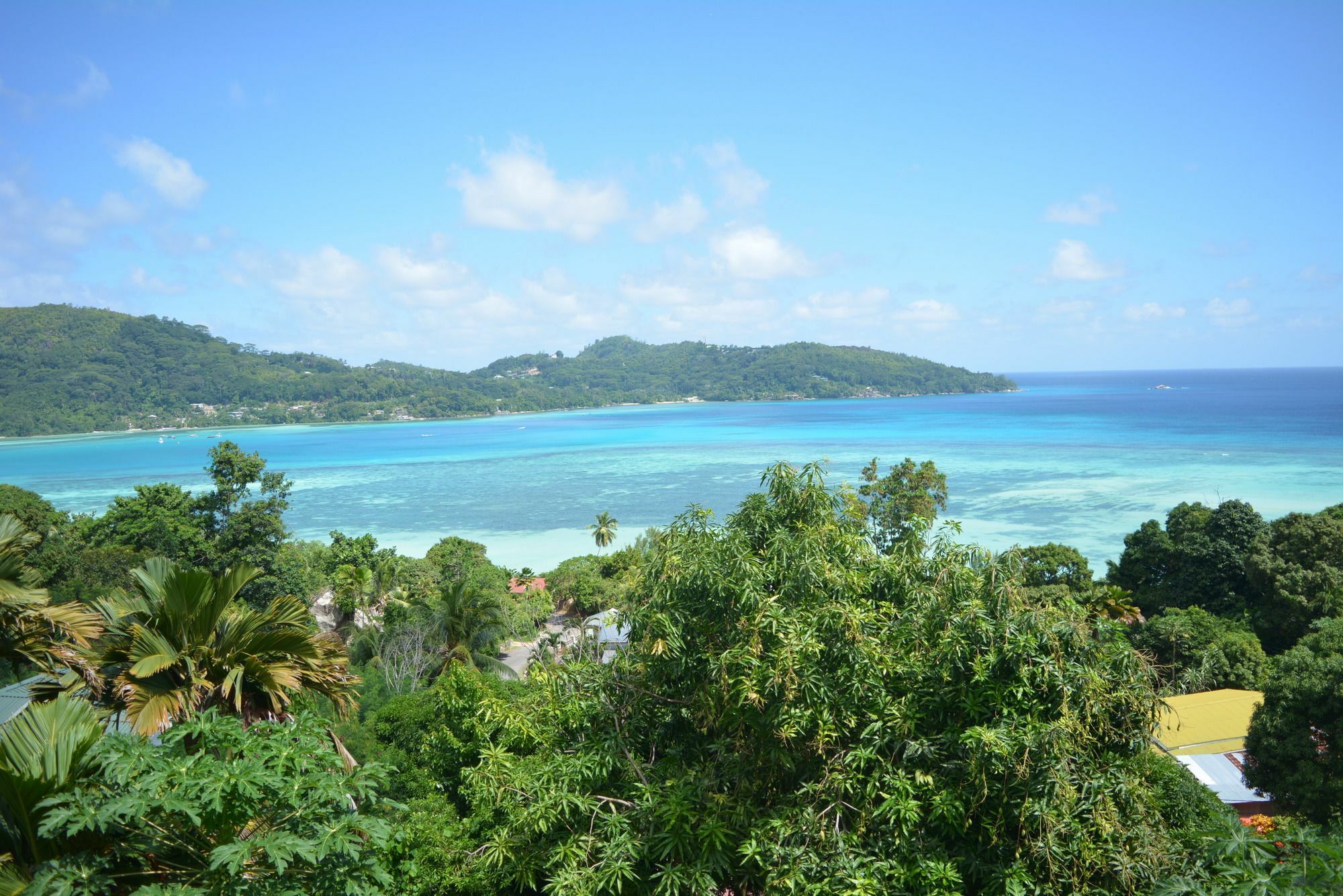 Manfiyo Guest House Anse Boileau Exteriér fotografie